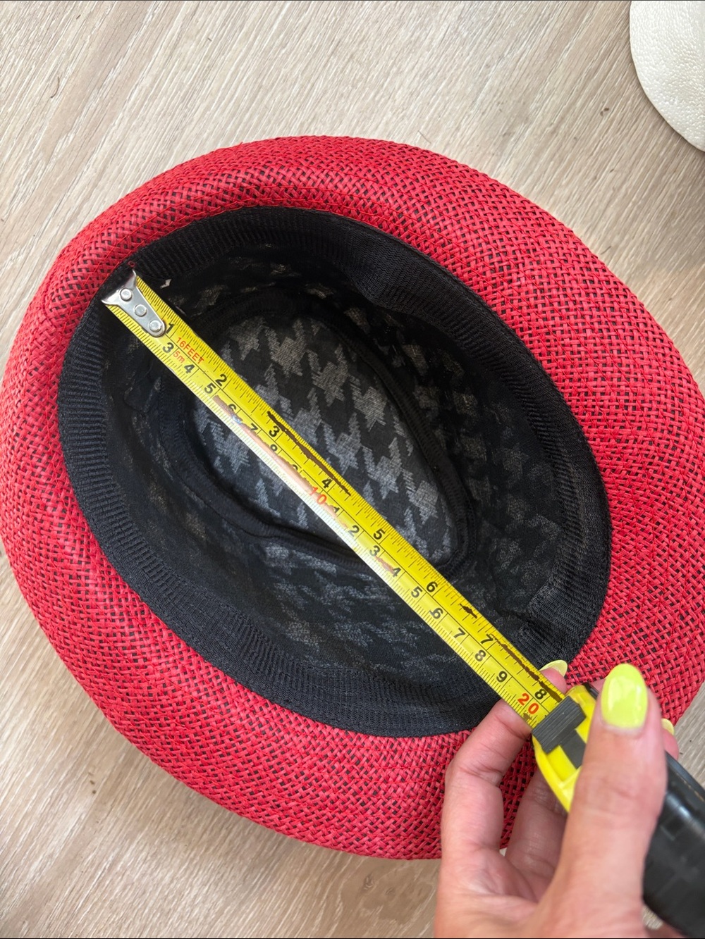 Women’s houndstooth fedora - Picture 4 of 5